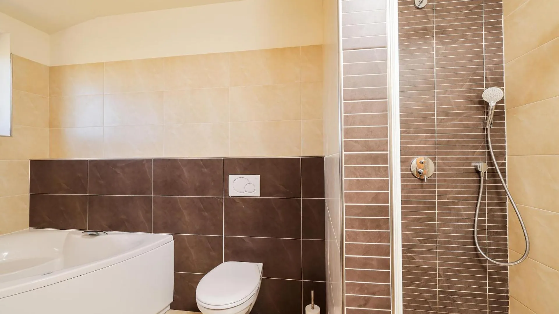 Gorgeous Home In Vrsi With Wifi