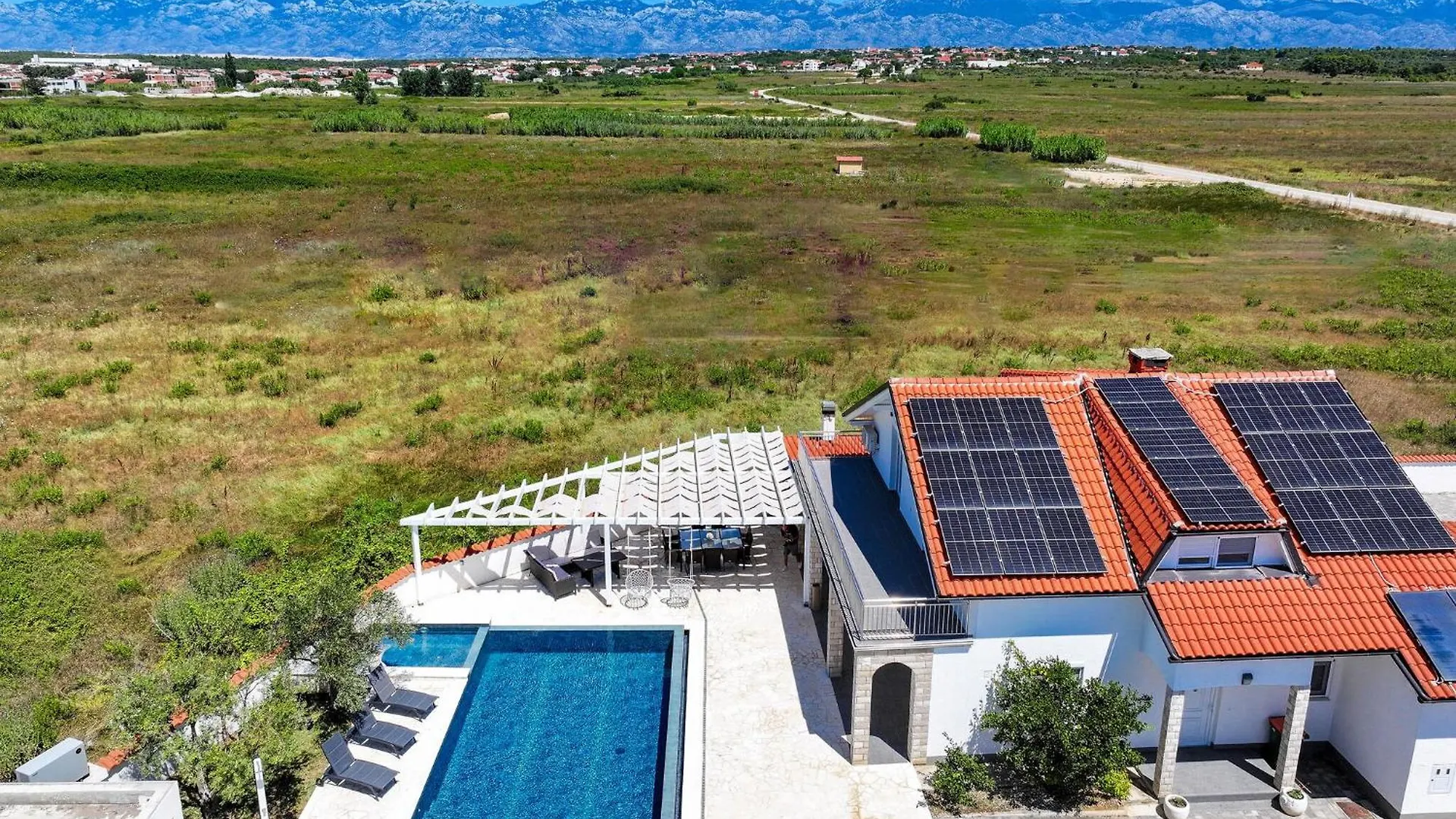 Gorgeous Home In Vrsi With Wifi 0*,  Croacia